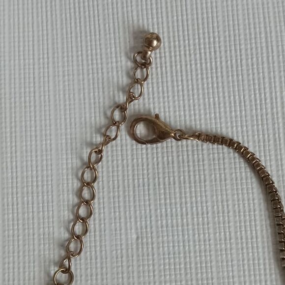 Gold Toned Faux Pearl Cluster Pendant Chain Tassel Adjustable Fashion Necklace - Picture 10 of 10